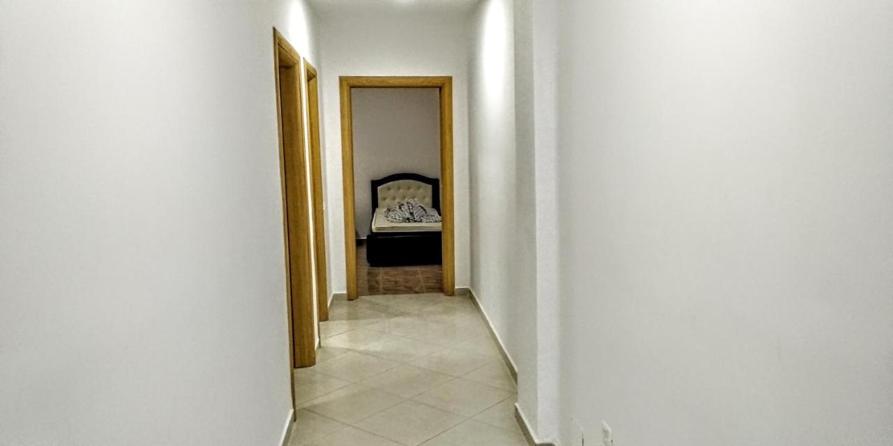 Rass' Apartment Vlorë Exterior foto